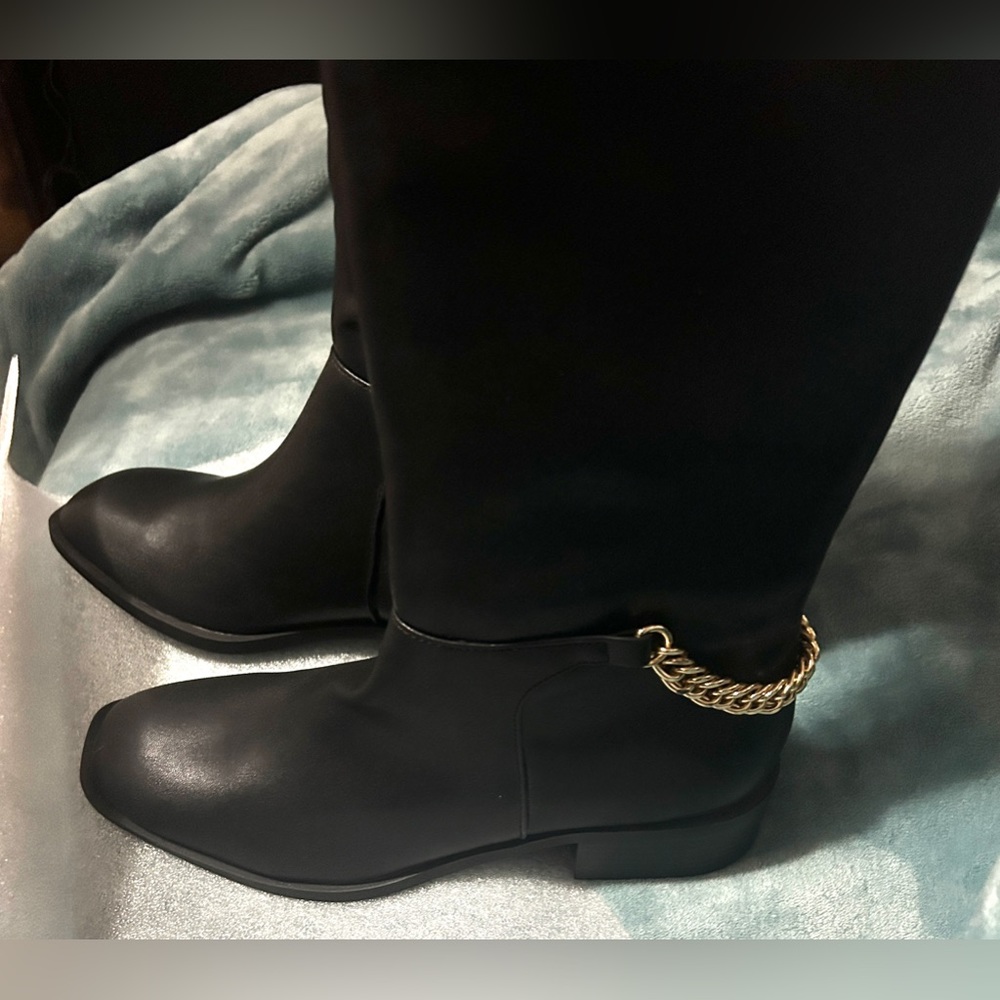 Express Chain Riding Boots - Picture 9 of 10